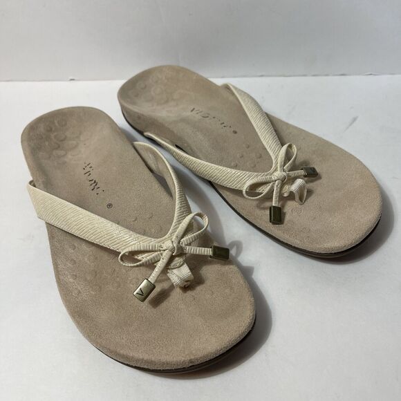 VIONIC Women’s 9 Bella Flip Flop Sandals Cream - Picture 1 of 8